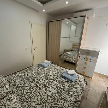 Lungomare Relax Apartamento Shëngjin